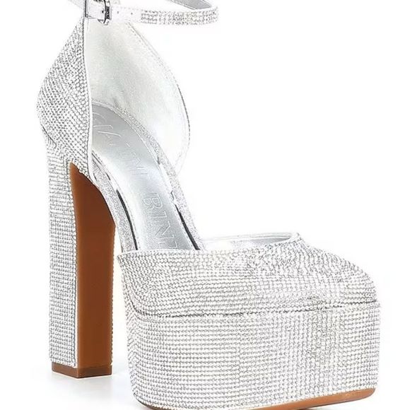 Gianni Bini Shoes Nwt Giannibini Devitwo Rhinestone Platform Closed